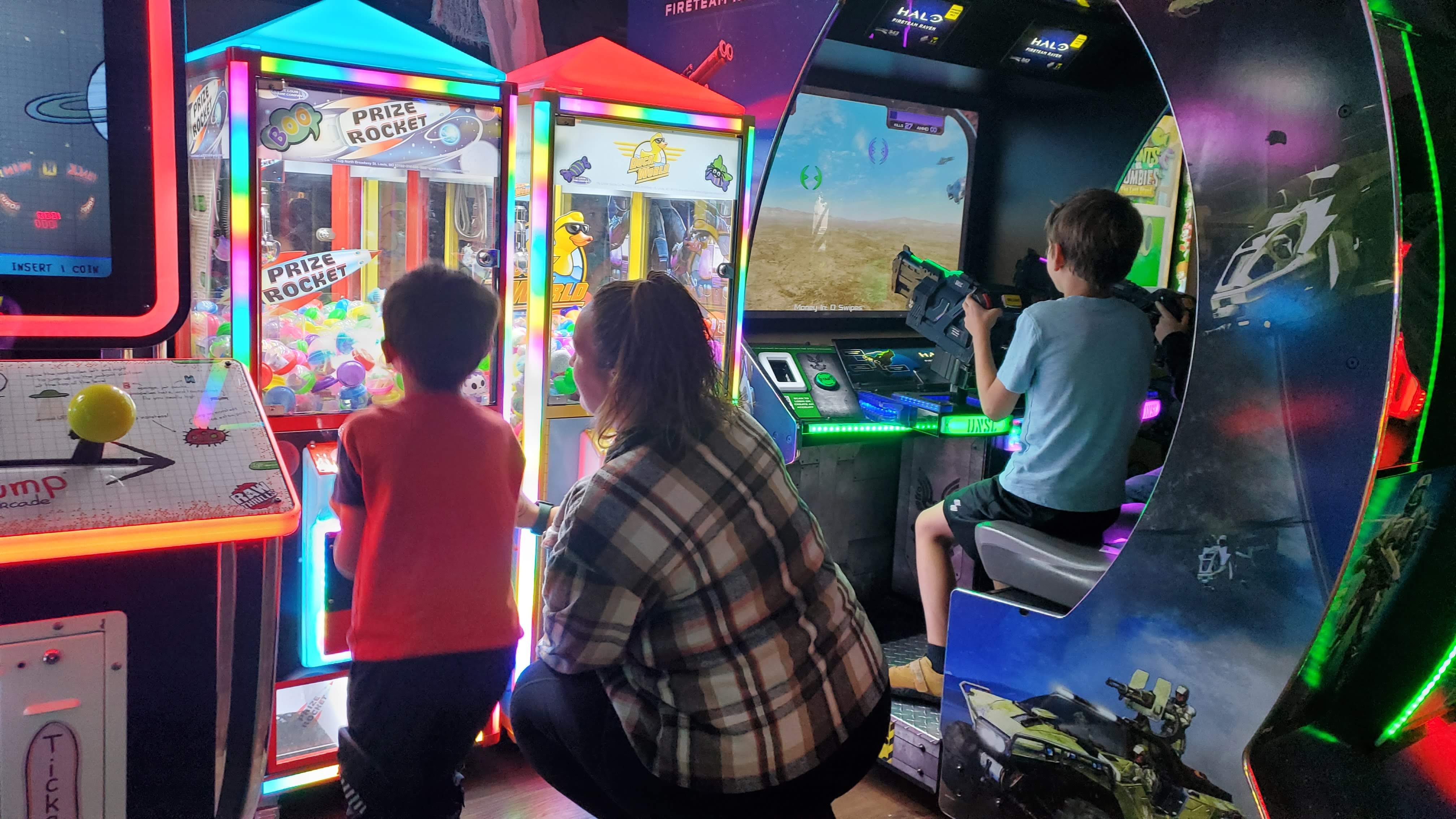 Arcade games at Paradise Playdium